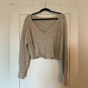 Babaton Cropped Cozy V neck Sweater